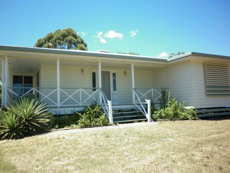 35 College Crescent, Dalby QLD 4405