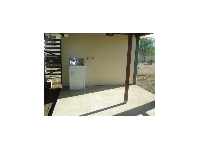 24 Charles Street, Dalby QLD 4405