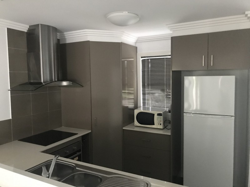 2/6 Jimbour Street, Dalby QLD 4405