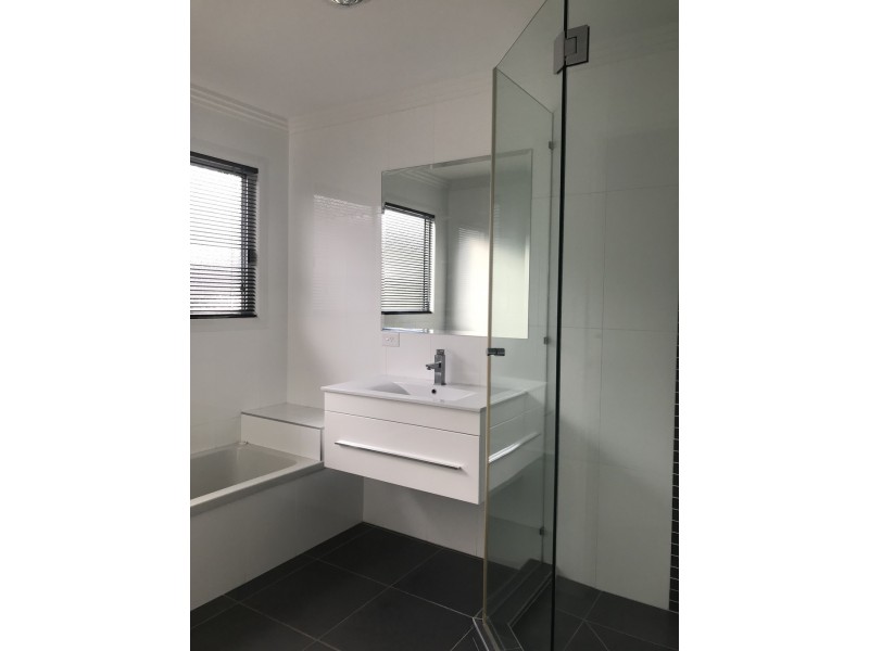 2/6 Jimbour Street, Dalby QLD 4405