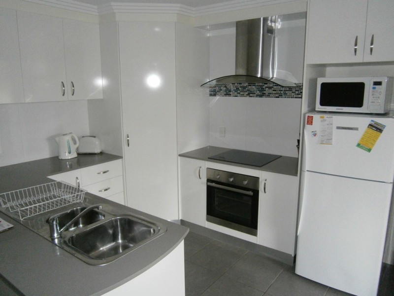 2/8 Jimbour street, Dalby QLD 4405