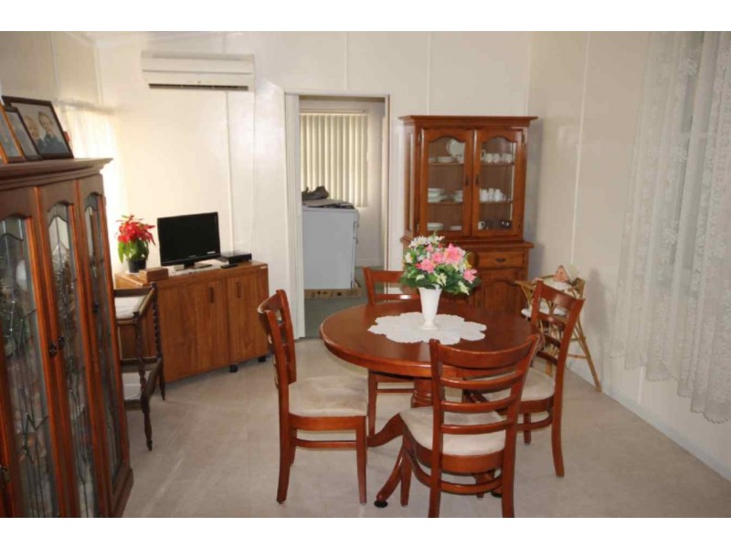 16 Annie Street, Dalby QLD 4405