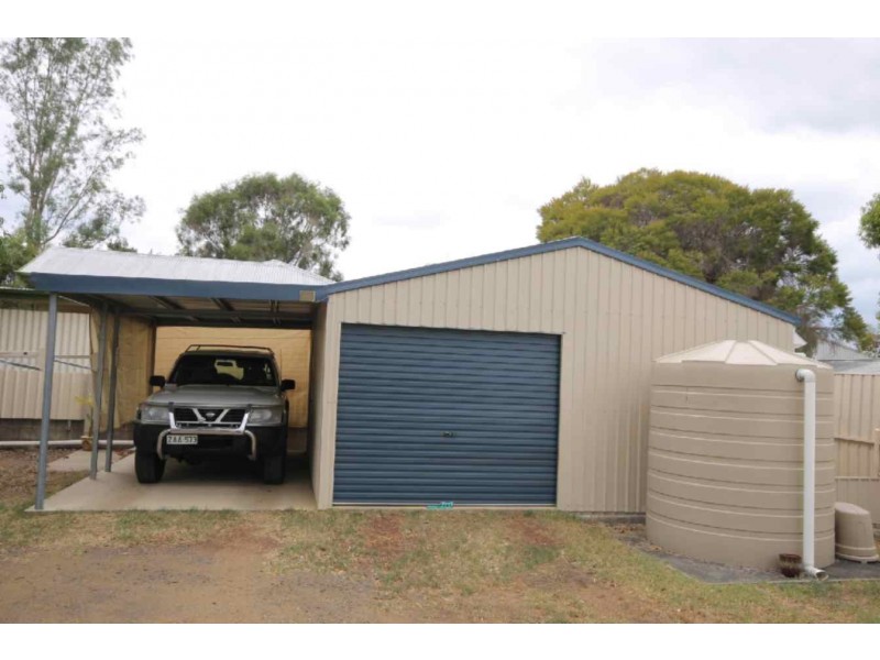 16 Annie Street, Dalby QLD 4405