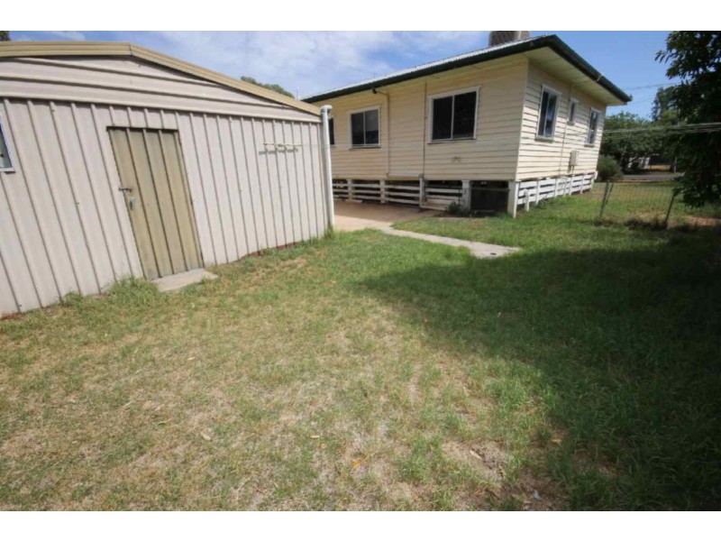 8a Loam Street, Dalby QLD 4405