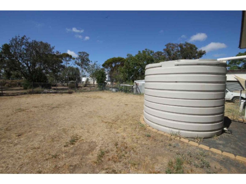 17 Arthur Street, Dalby QLD 4405