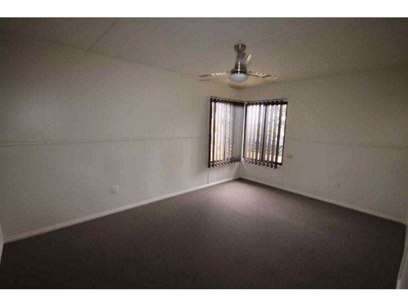 136 Drayton Street, Dalby QLD 4405