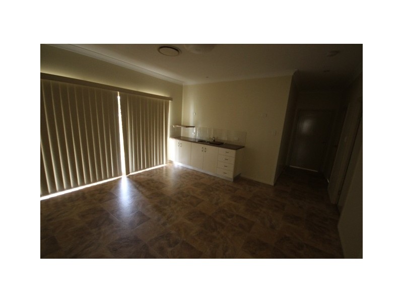 61 Sydney Street, Jandowae QLD 4410