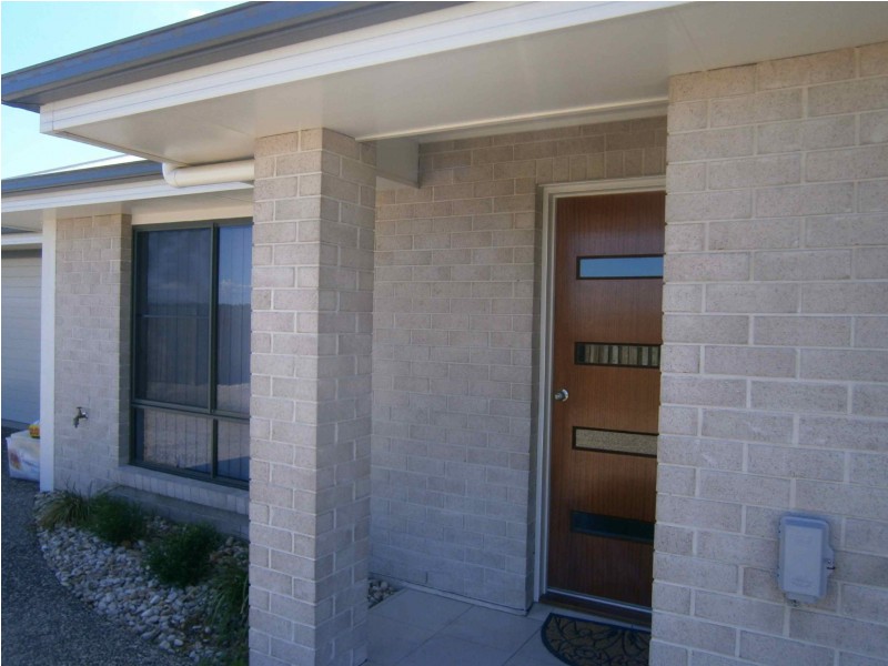 2/62 Gosden Drive, Dalby QLD 4405