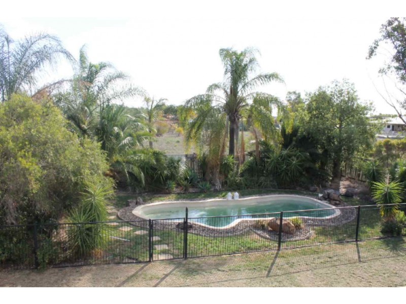 14 HEDGE ROAD, Dalby QLD 4405