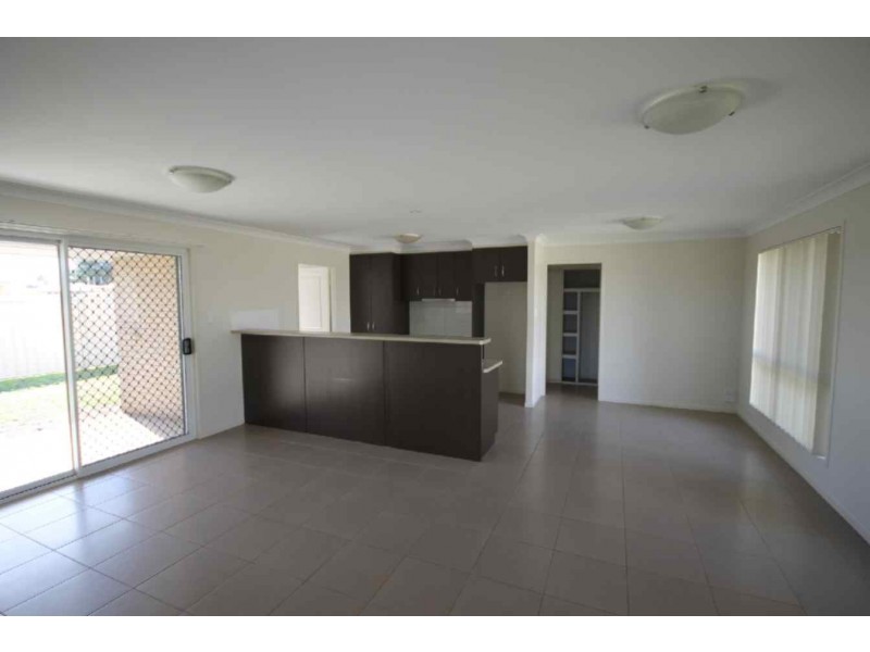 23 Mary Street, Dalby QLD 4405