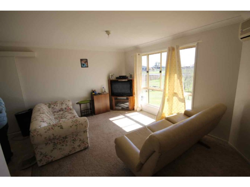 13 Sandalwood Ave West, Dalby QLD 4405