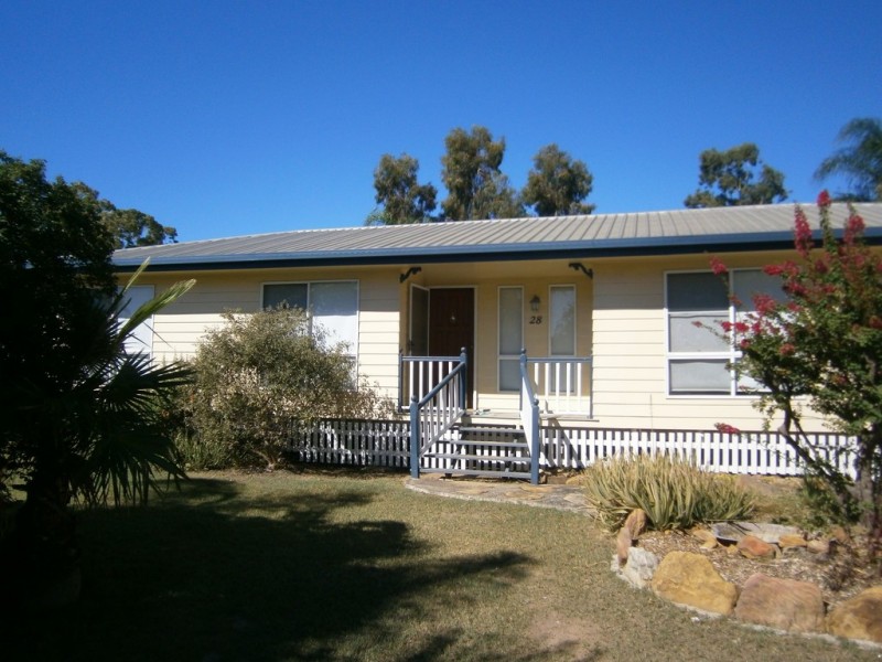 28 Burke Street, Dalby QLD 4405