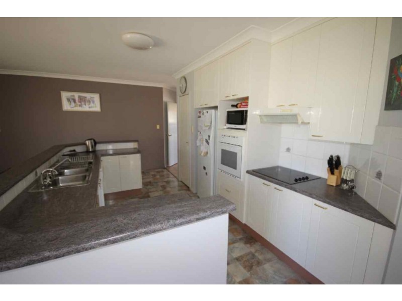 3 Azalea Court, Dalby QLD 4405