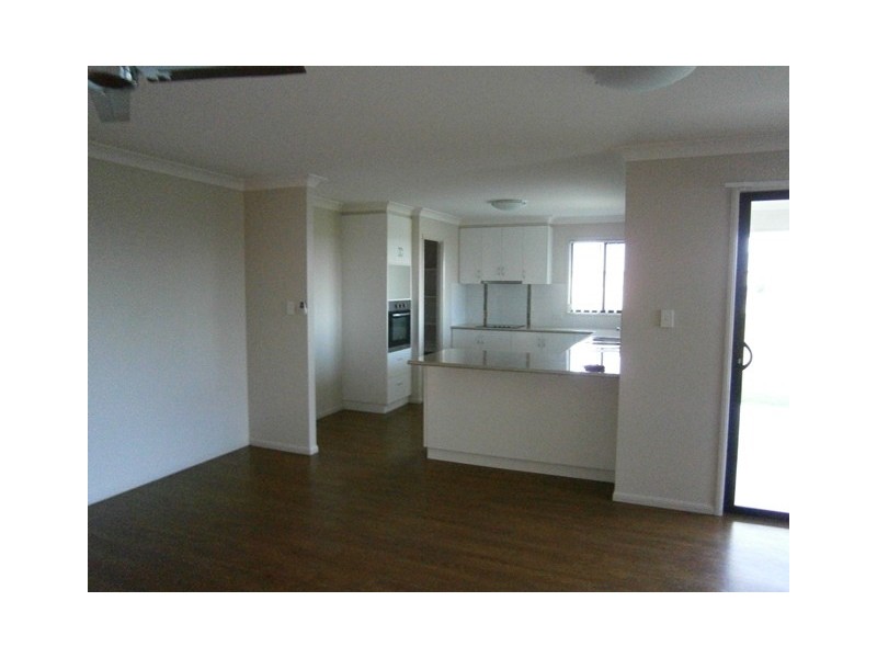 18 Vanessa Drive, Dalby QLD 4405