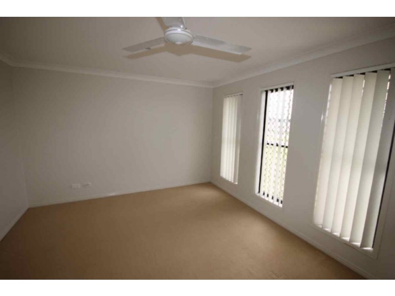 5 Pine Street, Dalby QLD 4405