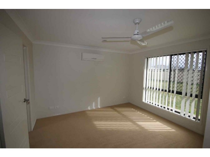 5 Pine Street, Dalby QLD 4405