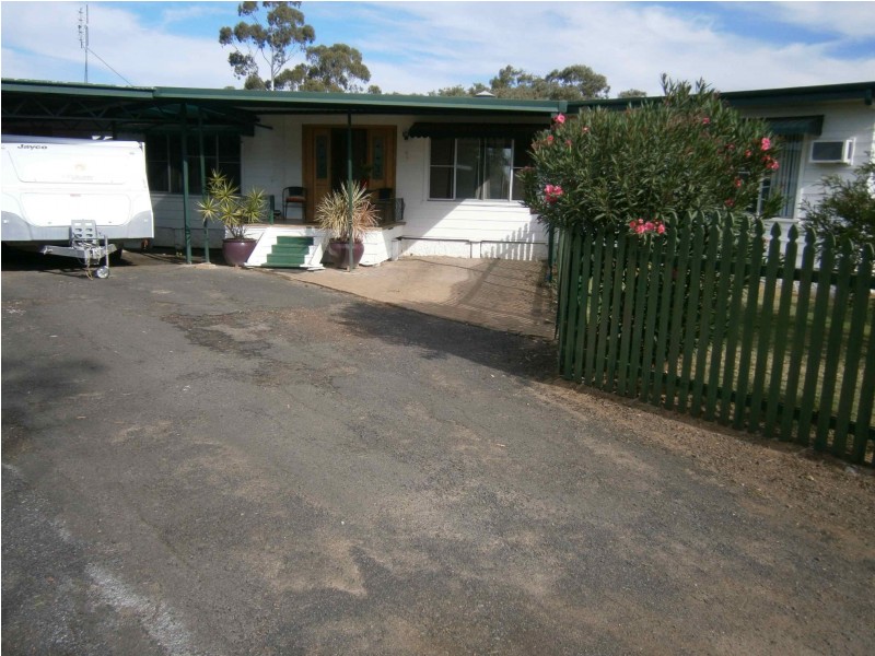 1 Geisel Street, Dalby QLD 4405