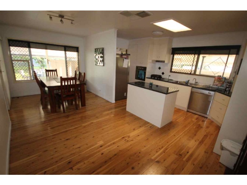22 Ayrton Street, Dalby QLD 4405