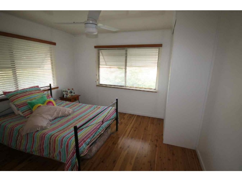 22 Ayrton Street, Dalby QLD 4405