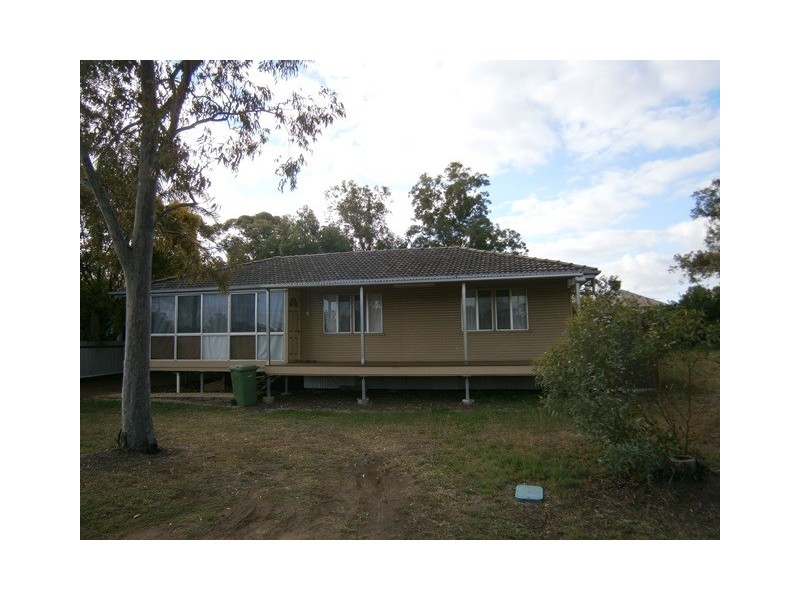 3A HUNTER STREET, Dalby QLD 4405