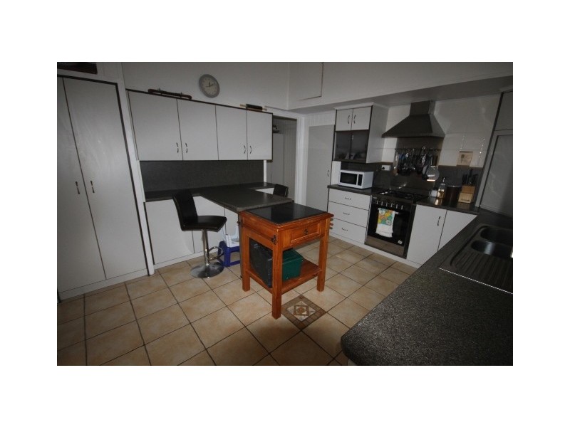 70 Hickey Street, Jandowae QLD 4410