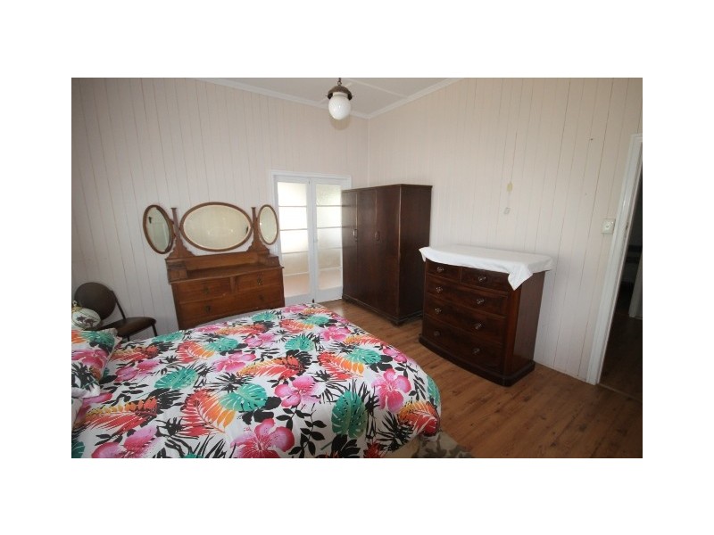 70 Hickey Street, Jandowae QLD 4410