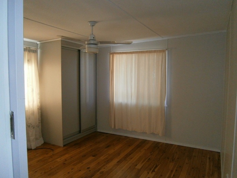 72 ORPEN ST, Dalby QLD 4405