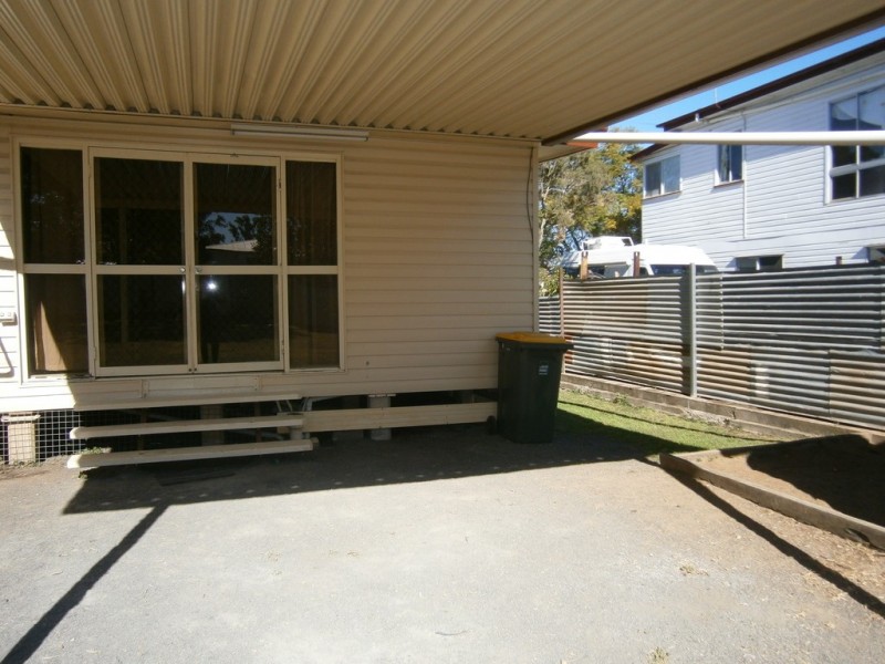 72 ORPEN ST, Dalby QLD 4405