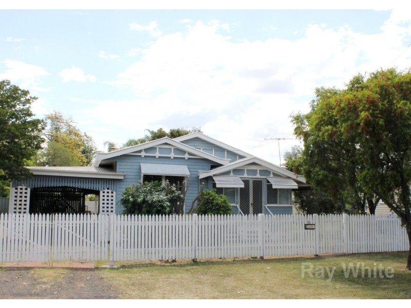 5 Walsh Street, Dalby QLD 4405