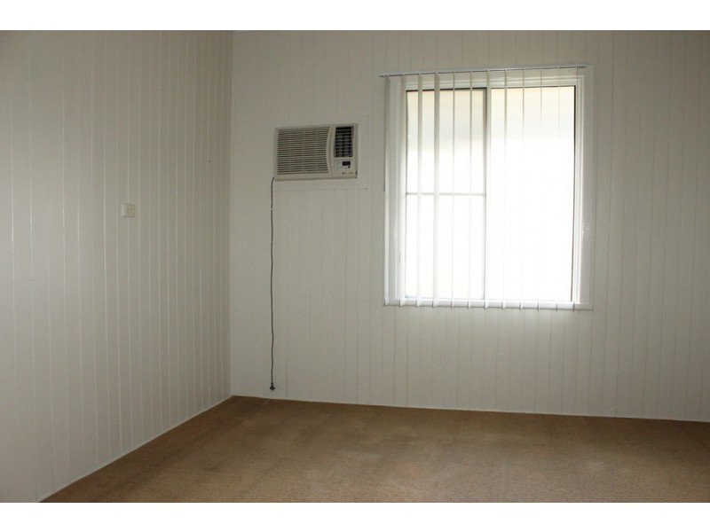 5 Walsh Street, Dalby QLD 4405