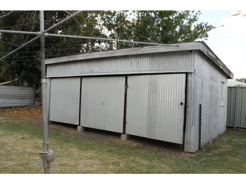 5 Walsh Street, Dalby QLD 4405