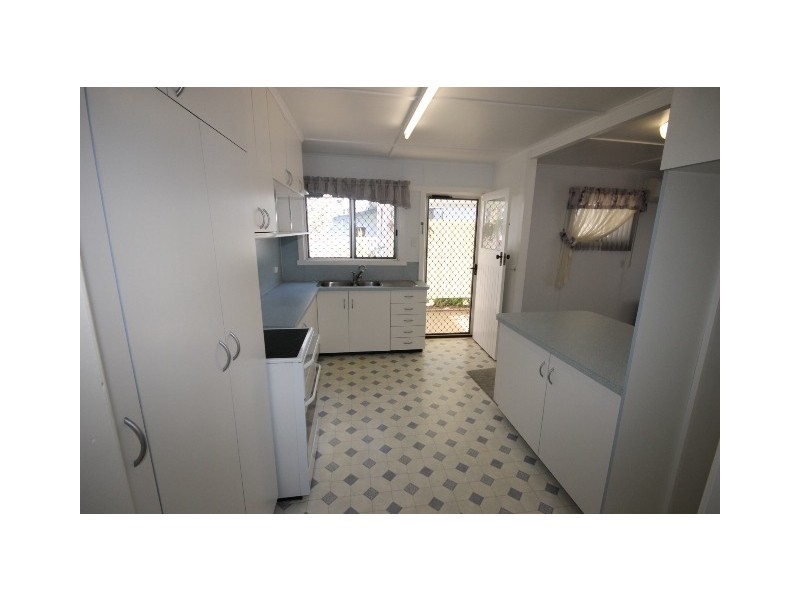 20 Knox Street, Dalby QLD 4405