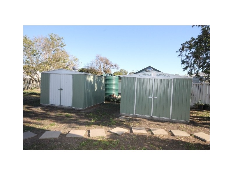 20 Knox Street, Dalby QLD 4405