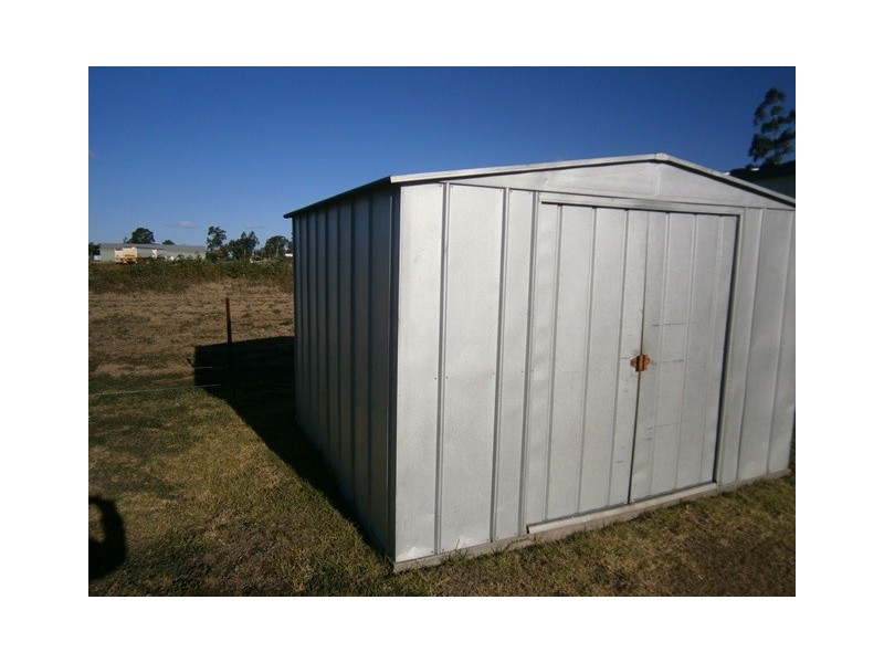 12 Curtis Street, Dalby QLD 4405