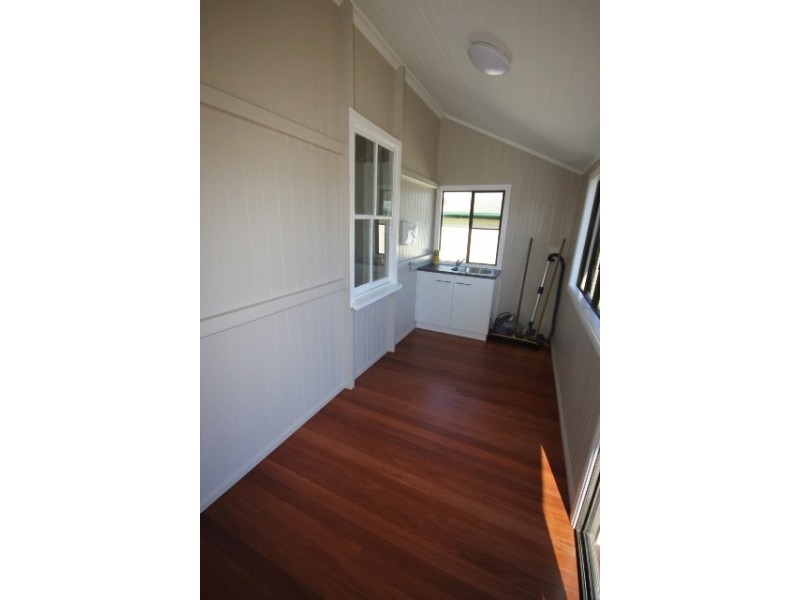 124 Condamine Street, Dalby QLD 4405