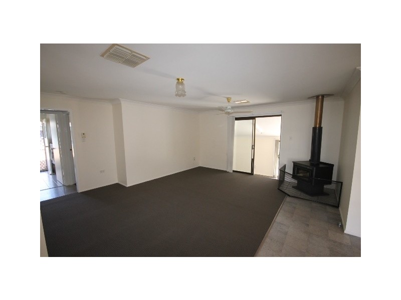 7 College Cres, Dalby QLD 4405