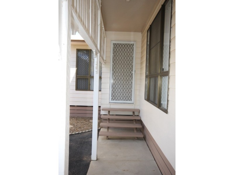 7 College Cres, Dalby QLD 4405