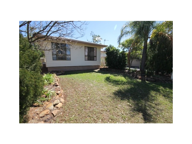7 College Cres, Dalby QLD 4405