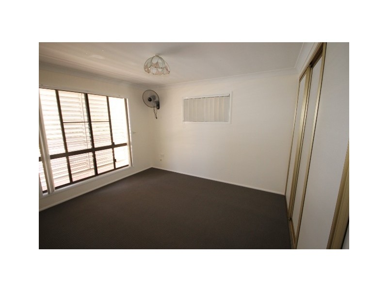 7 College Cres, Dalby QLD 4405