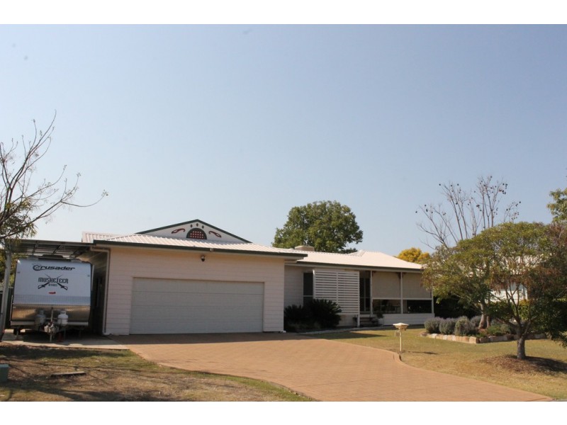 8 Delma Court, Dalby QLD 4405