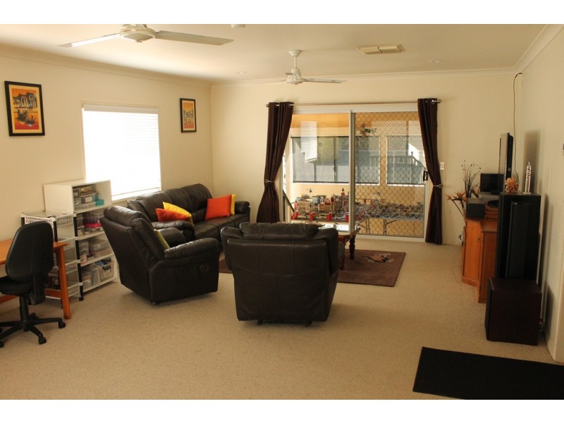 8 Delma Court, Dalby QLD 4405