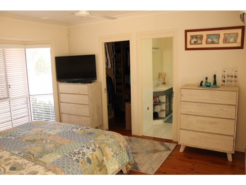 8 Delma Court, Dalby QLD 4405