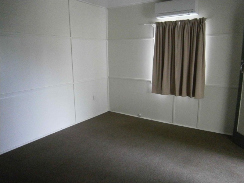 34 Edward Street, Dalby QLD 4405