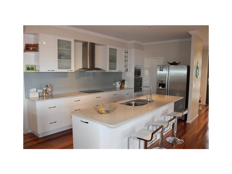 2 GOSDEN DRIVE, Dalby QLD 4405
