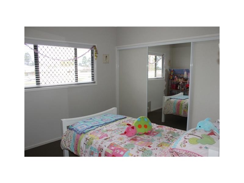 2 GOSDEN DRIVE, Dalby QLD 4405