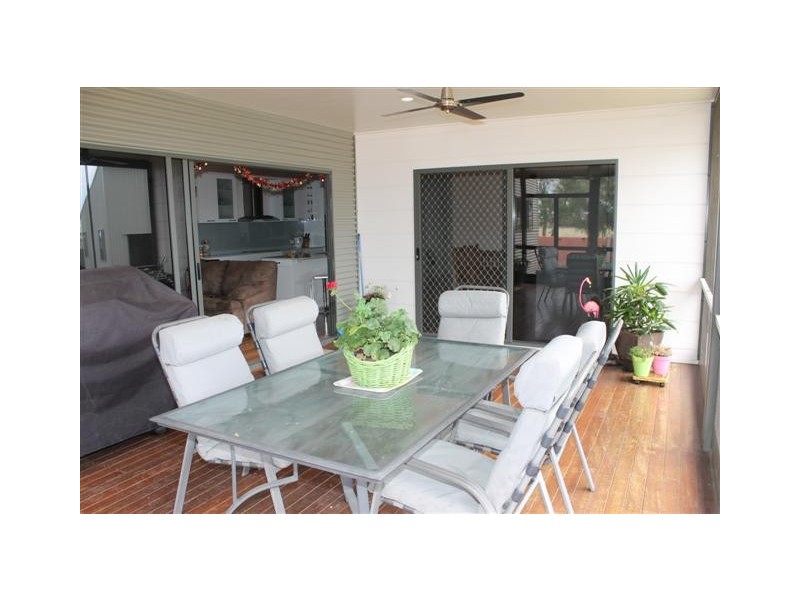 2 GOSDEN DRIVE, Dalby QLD 4405