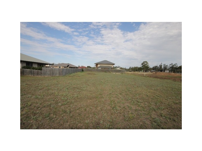 7 Turnbery Way, Dalby QLD 4405