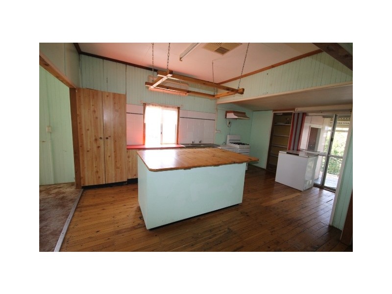 37 Bagot Street, Dalby QLD 4405