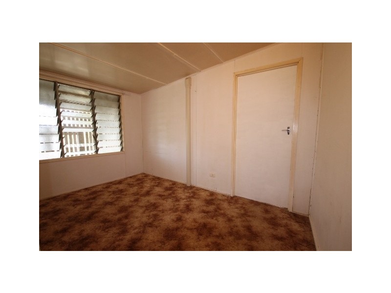 37 Bagot Street, Dalby QLD 4405