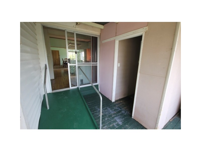 37 Bagot Street, Dalby QLD 4405